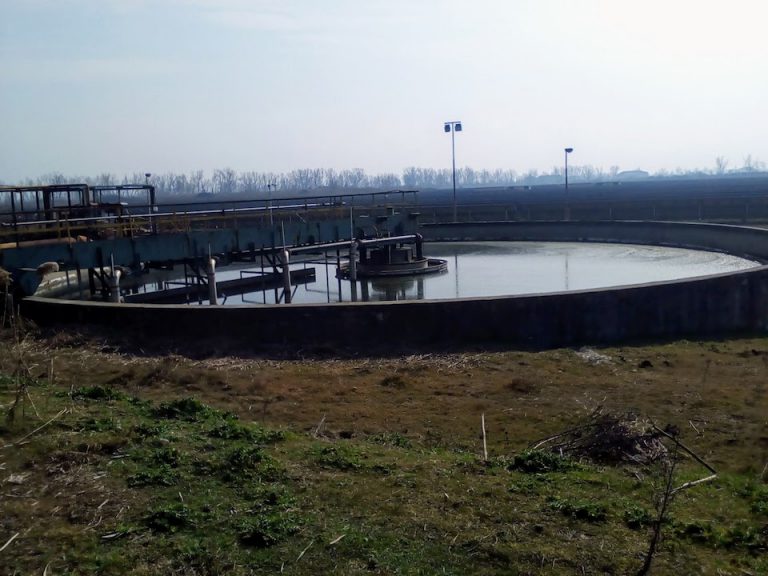 impianto biologico sedimentatore fanghi